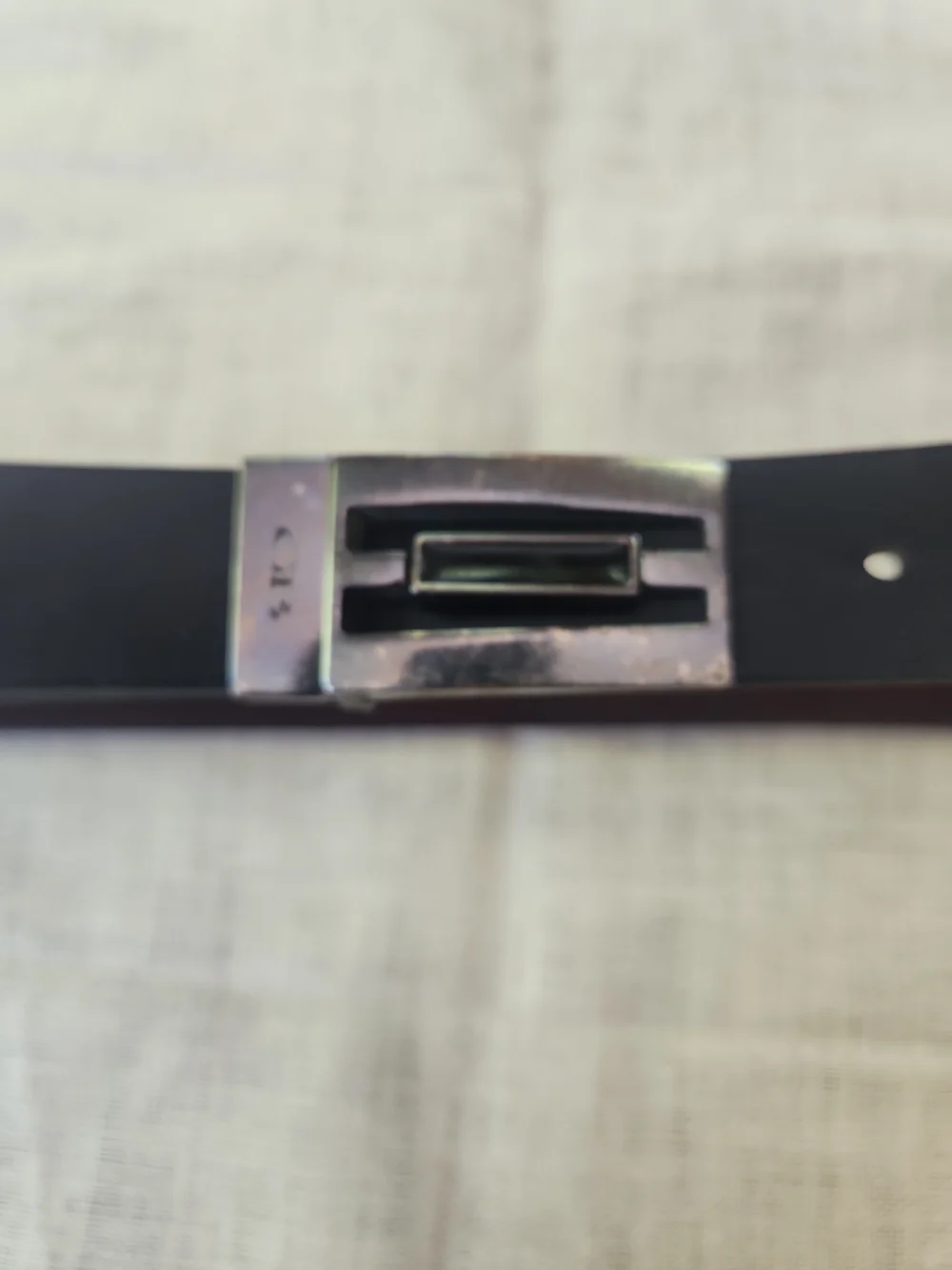 Geoffrey Beene Reversable Black&Brown Leather Adjustable Belt Fits 36-40